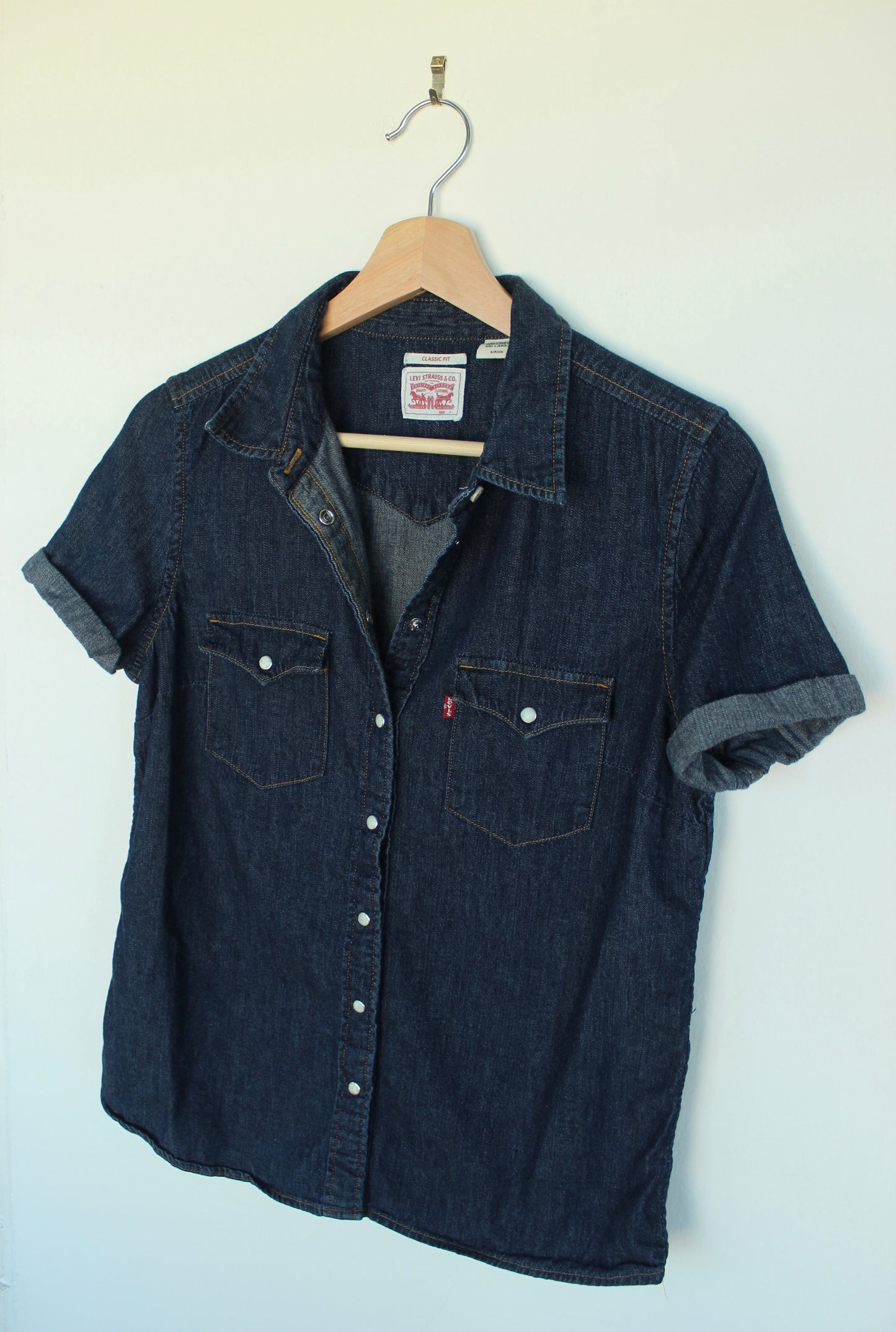 Levis denim shirt - S